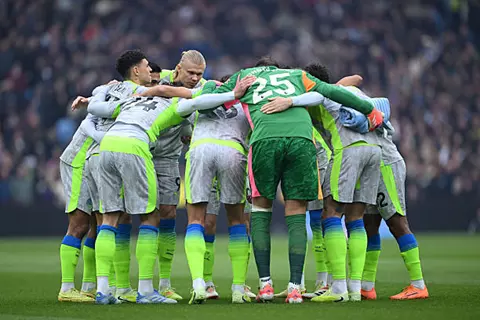 دقيقة بدقيقة.. أستون فيلا 0-0 مانشستر سيتي.. الشوط الأول